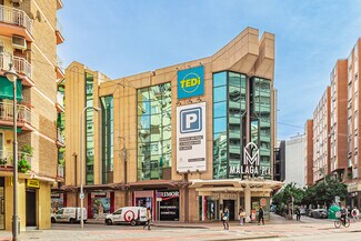 More details for Calle Armengual de la Mota, 12, Málaga - Retail to Rent