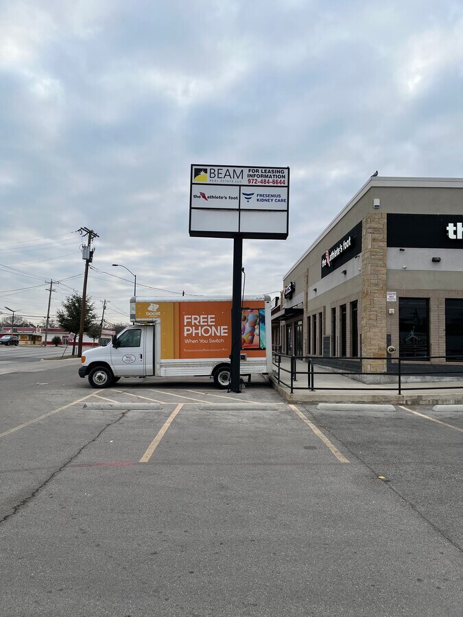 37083722 E Rosedale St, Fort Worth 76105