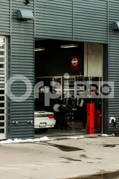 Retail in Lunel for sale - Building Photo - Image 2 of 6