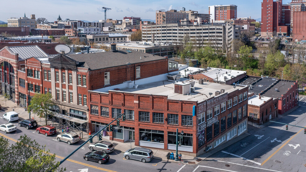 81 Broadway St, Asheville, NC for rent - Primary Photo - Image 1 of 26