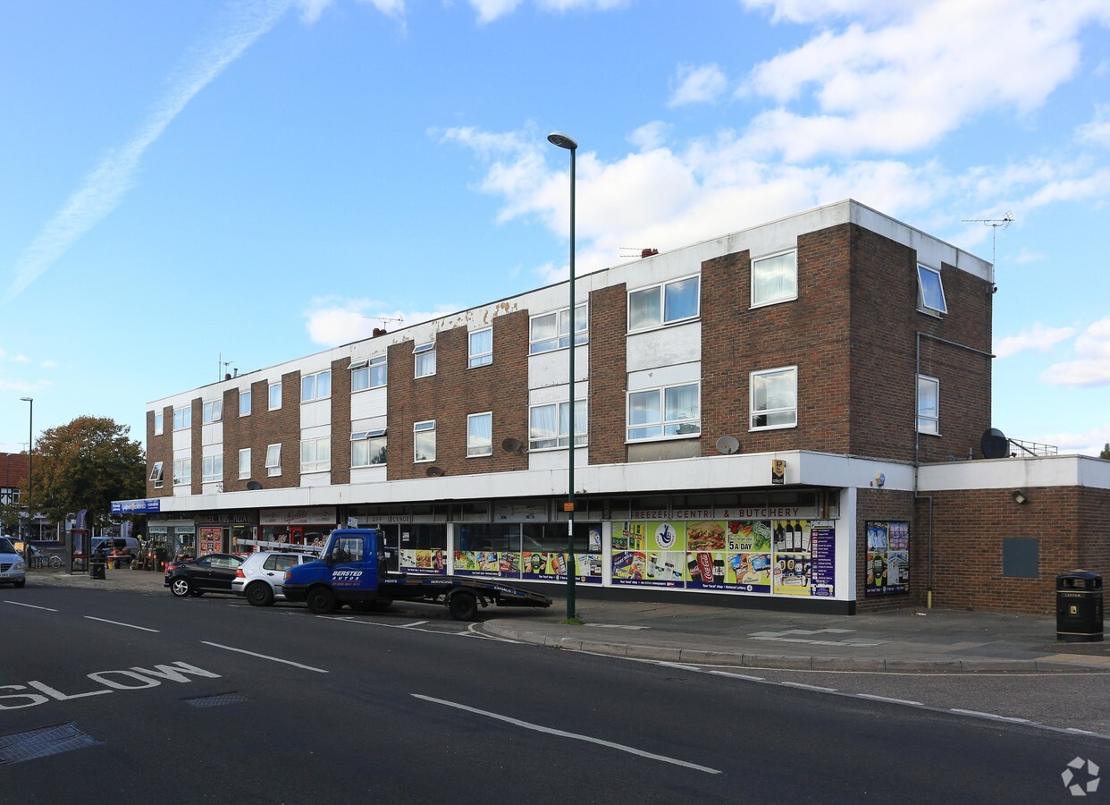 218-230 Chichester Rd, Bognor Regis, PO21 5BE - Retail for Rent - 1,101 SF