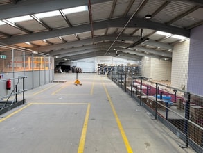 Phoenix Clos, Heywood to rent Interior Photo- Image 1 of 6