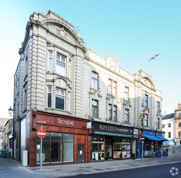 97-98 High St W, Sunderland to rent - Building Photo - Image 3 of 5