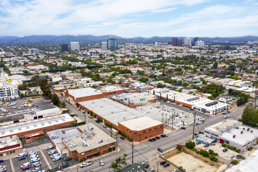 1757 Stanford St, Santa Monica, CA for rent - Building Photo - Image 3 of 11