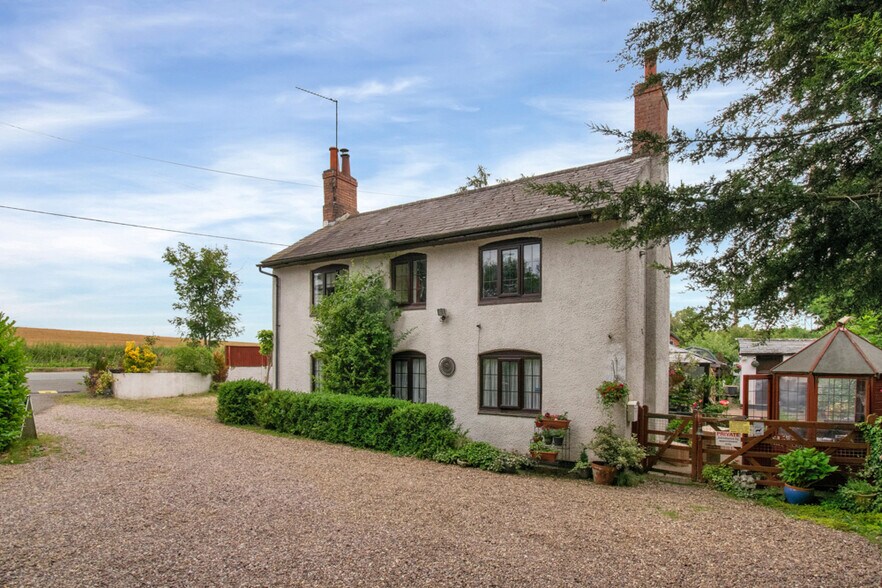 Station Rd, North Kilworth for sale - Primary Photo - Image 1 of 1