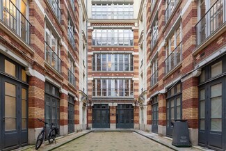 More details for 54 Rue René Boulanger, Paris - Office to Rent