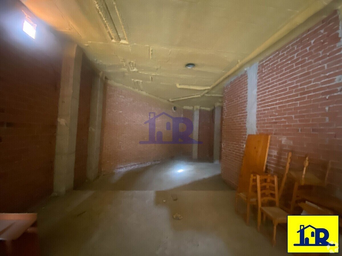 Cuenca, CUE 16004 - Unit Puerta 02, Esc. 2 -  - Interior Photo - Image 2 of 4