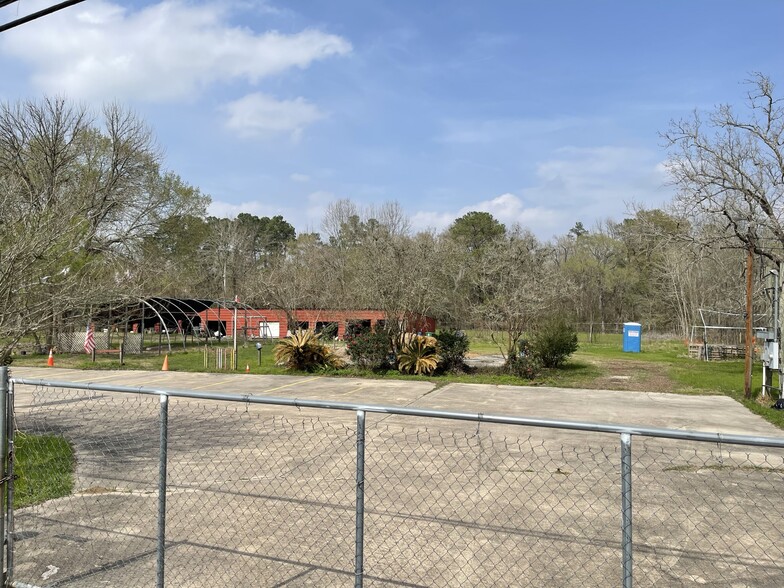 701 Hamblen Rd, Humble, TX for sale - Building Photo - Image 1 of 10