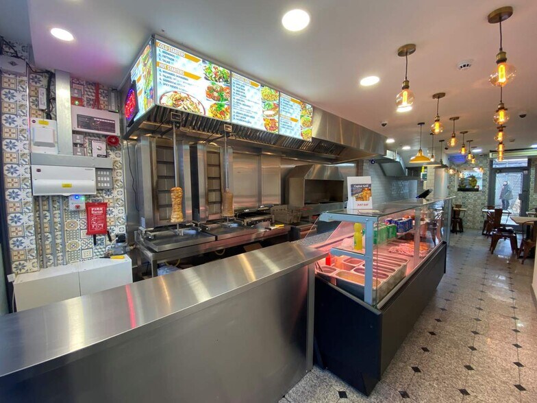 495 Kingsland Rd, London for sale - Interior Photo - Image 1 of 1