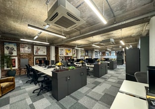 64 Essex Rd, London to rent Interior Photo- Image 1 of 11