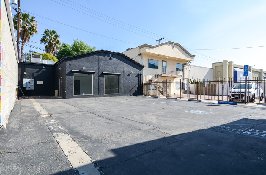 1138-1140 N La Brea Ave, West Hollywood, CA for rent - Building Photo - Image 3 of 27