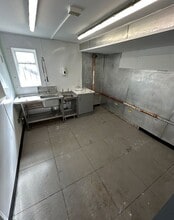 43 Main St, Bangor to rent Construction Photo- Image 2 of 5