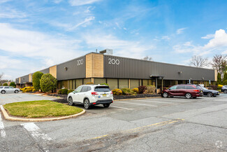 More details for 200 Corporate Ct, South Plainfield, NJ - Office/Medical for Rent