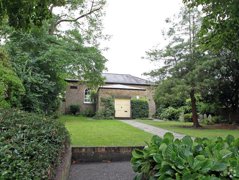 289 High St, Berkhamsted to rent - Building Photo - Image 2 of 2