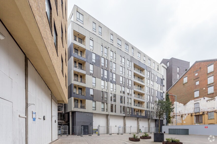 unit 6 Regatta Quay, Ipswich for sale - Primary Photo - Image 1 of 1