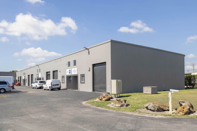 More details for 14000-14048 SW 140th St, Miami, FL - Industrial to Rent