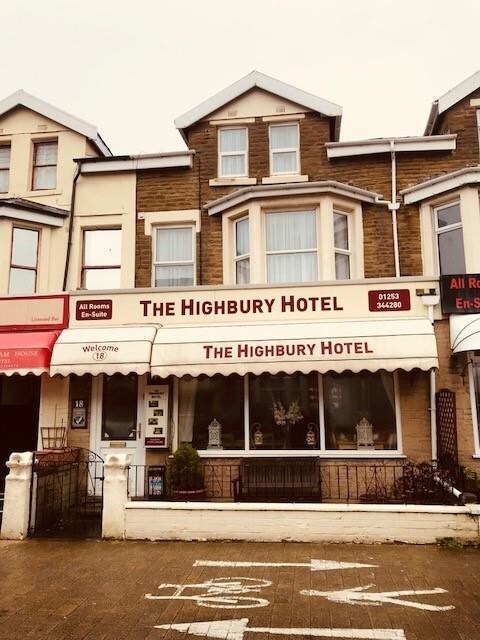 18 St Chads Rd, Blackpool for sale Primary Photo- Image 1 of 1