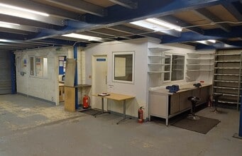 New Rd, Bedford to rent Interior Photo- Image 1 of 3