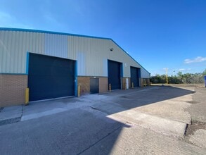 Hayes Ln, Stourbridge to rent Building Photo- Image 1 of 3