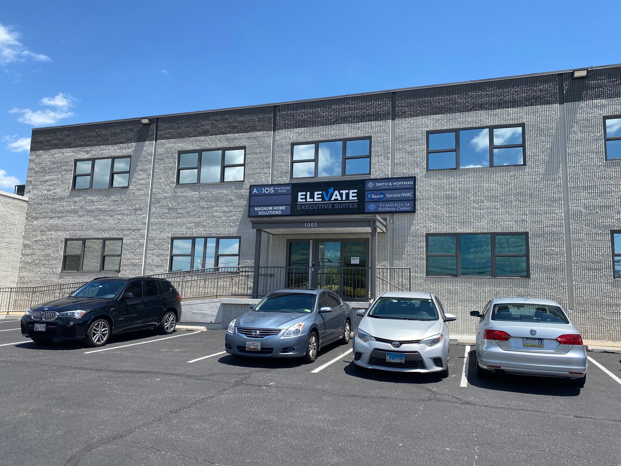 1965 Greenspring Dr, Lutherville Timonium, MD to rent Primary Photo- Image 1 of 27