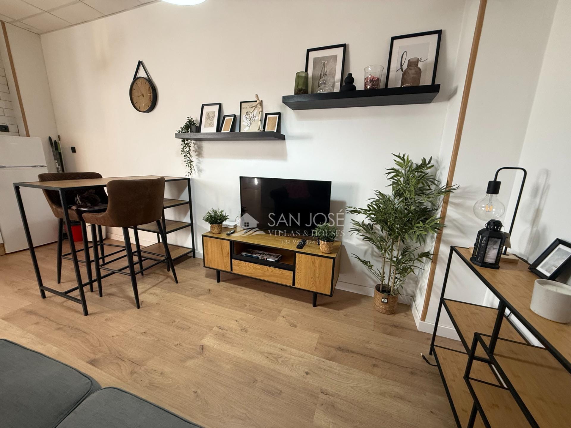Retail in Aspe, Alicante for sale Interior Photo- Image 1 of 13