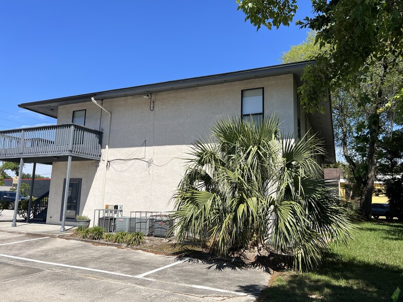 6054 Arlington Expy, Jacksonville, FL for rent - Building Photo - Image 3 of 5