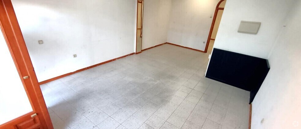 Retail in Guadalajara, Guadalajara to rent - Interior Photo - Image 1 of 1