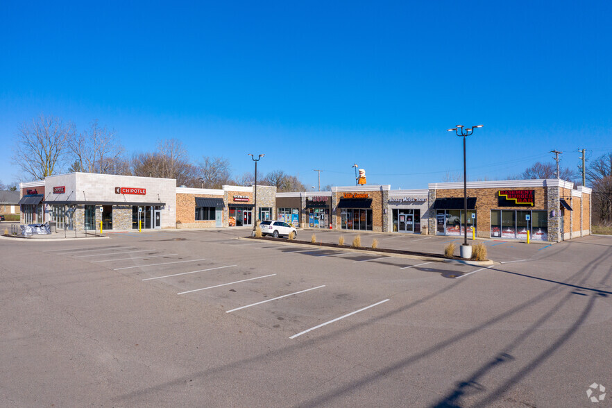 42400-42454 Ford Rd, Canton, MI for sale - Building Photo - Image 1 of 1