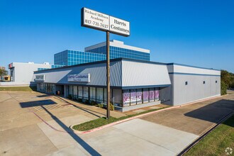 6785 Camp Bowie Blvd, Fort Worth, TX for rent Building Photo- Image 1 of 3