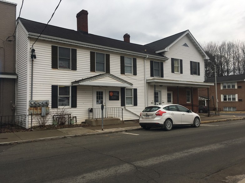 730 Church St, Indiana, PA for rent - Primary Photo - Image 1 of 5