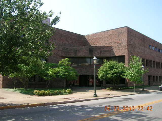 200 S Green St, Glasgow, KY for sale - Primary Photo - Image 1 of 1