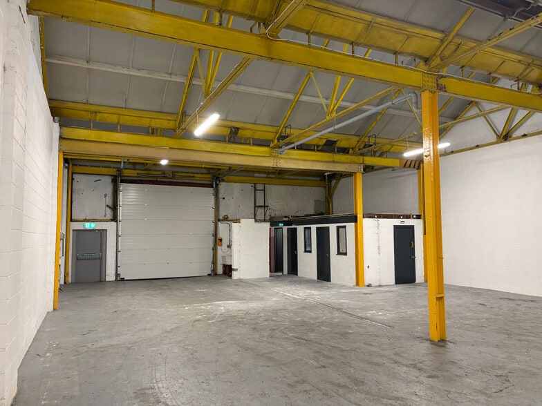 321 Halley St, Glasgow to rent - Building Photo - Image 3 of 6