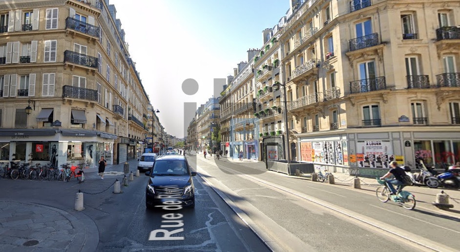 Retail in Paris to rent - Building Photo - Image 1 of 6