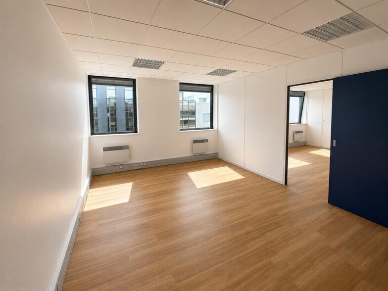 Office in Ivry-sur-Seine to rent - Interior Photo - Image 2 of 6