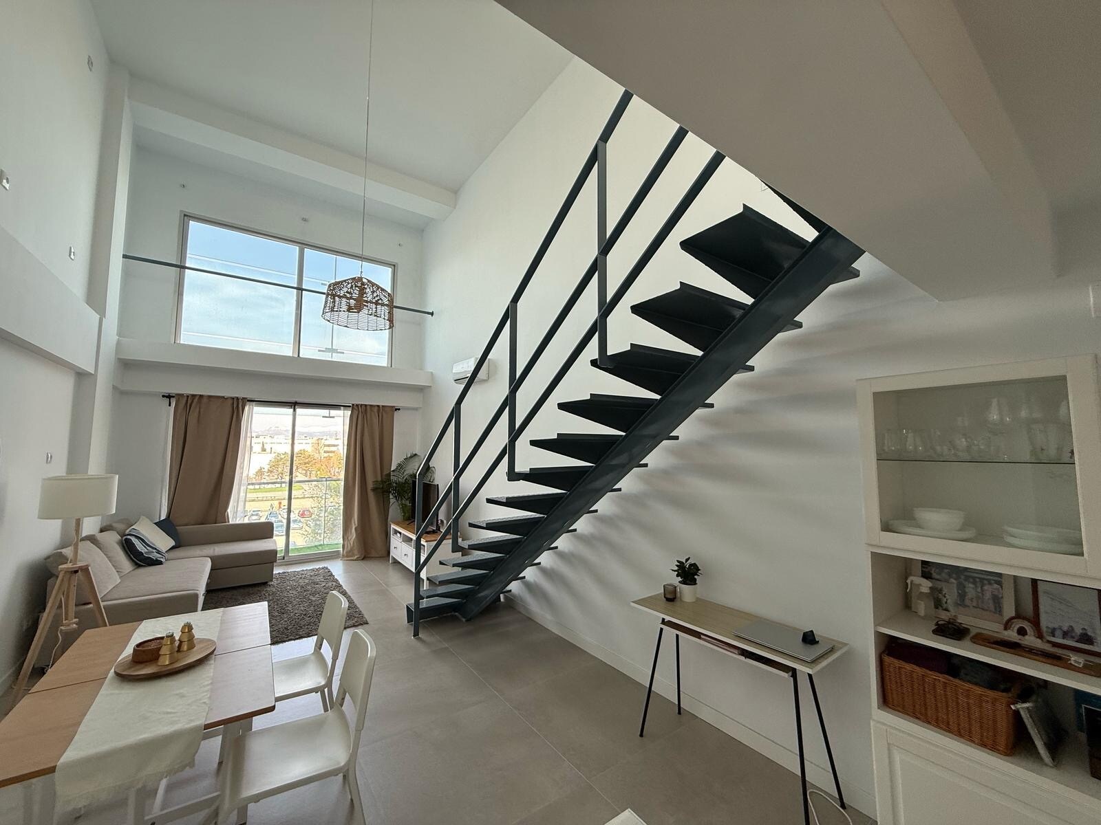 Office in San Sebastián de los Reyes, Madrid for sale Interior Photo- Image 1 of 4