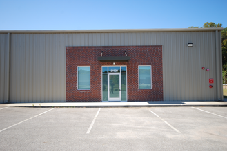 2192 Express Dr, Jackson, TN for rent Building Photo- Image 1 of 26