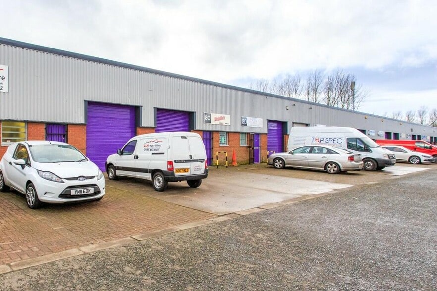 Victoria Rd W, Hebburn to rent - Building Photo - Image 3 of 36