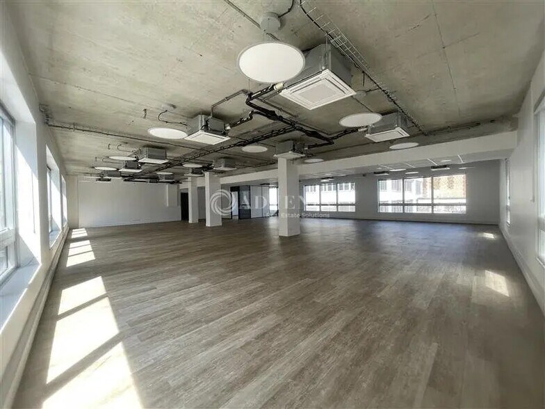 Office in Saint-Ouen-sur-Seine to rent - Interior Photo - Image 3 of 10