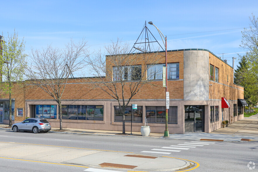 4746 W Peterson Ave, Chicago, IL for rent - Building Photo - Image 1 of 10