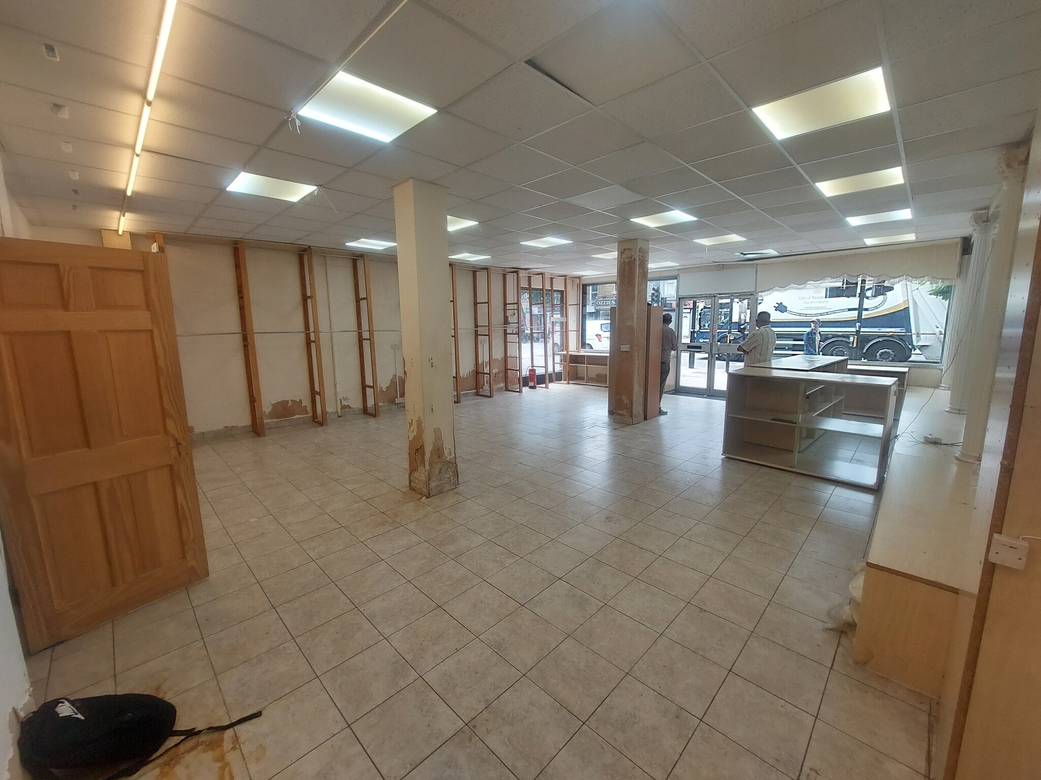 195 Old Kent Rd, London to rent Interior Photo- Image 1 of 1