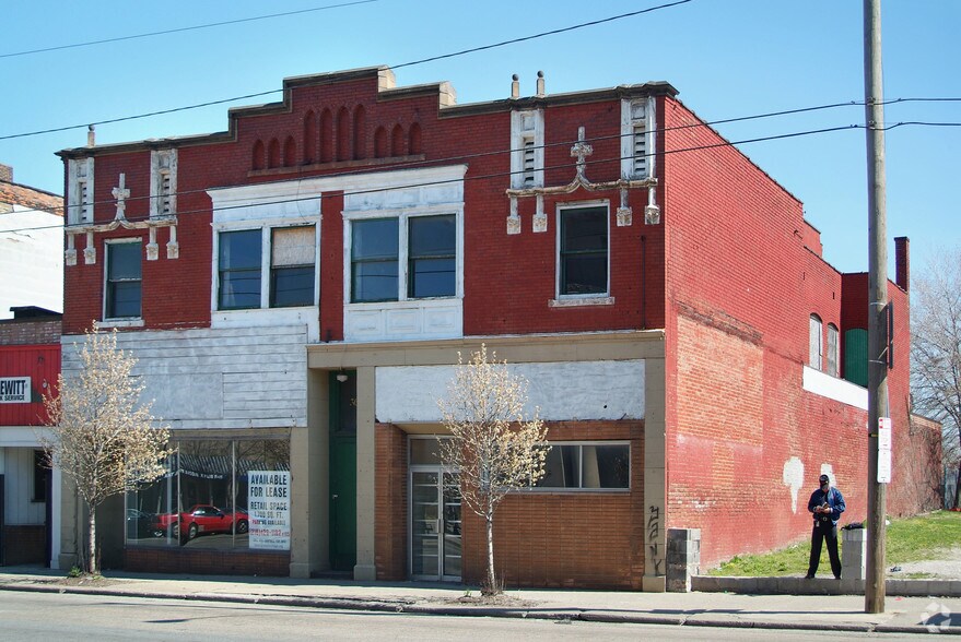 5619 Broadway Ave, Cleveland, OH for sale - Primary Photo - Image 1 of 1