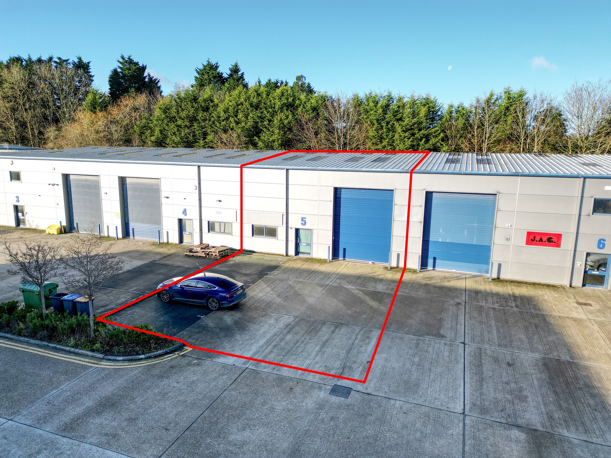 Folders Ln E, Hassocks to rent Building Photo- Image 1 of 2