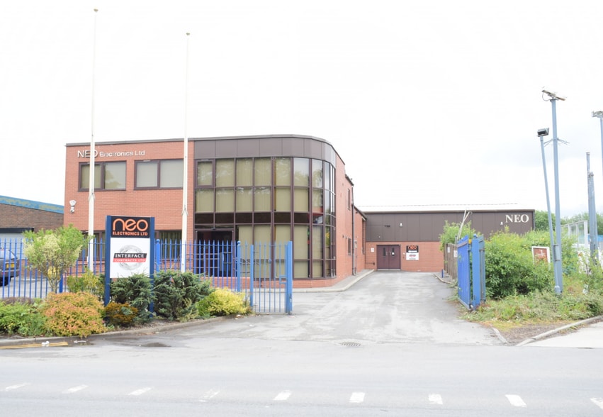 Shaw Rd, Oldham for sale - Primary Photo - Image 1 of 1