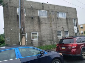 100-102 W Gale St, Philadelphia PA - Commercial Property