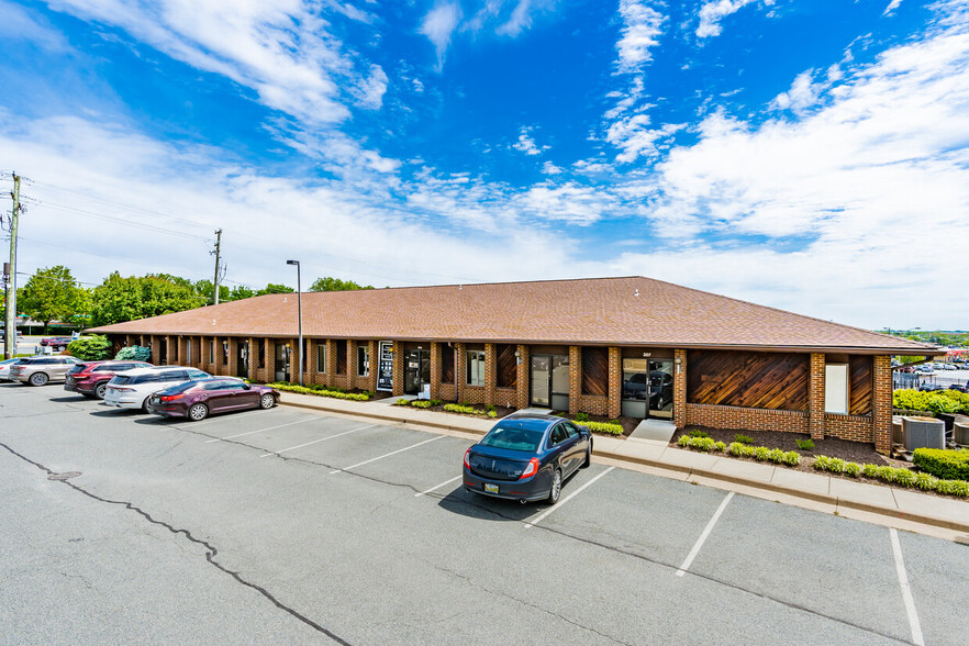 Office in Stafford, VA for sale - Primary Photo - Image 1 of 1