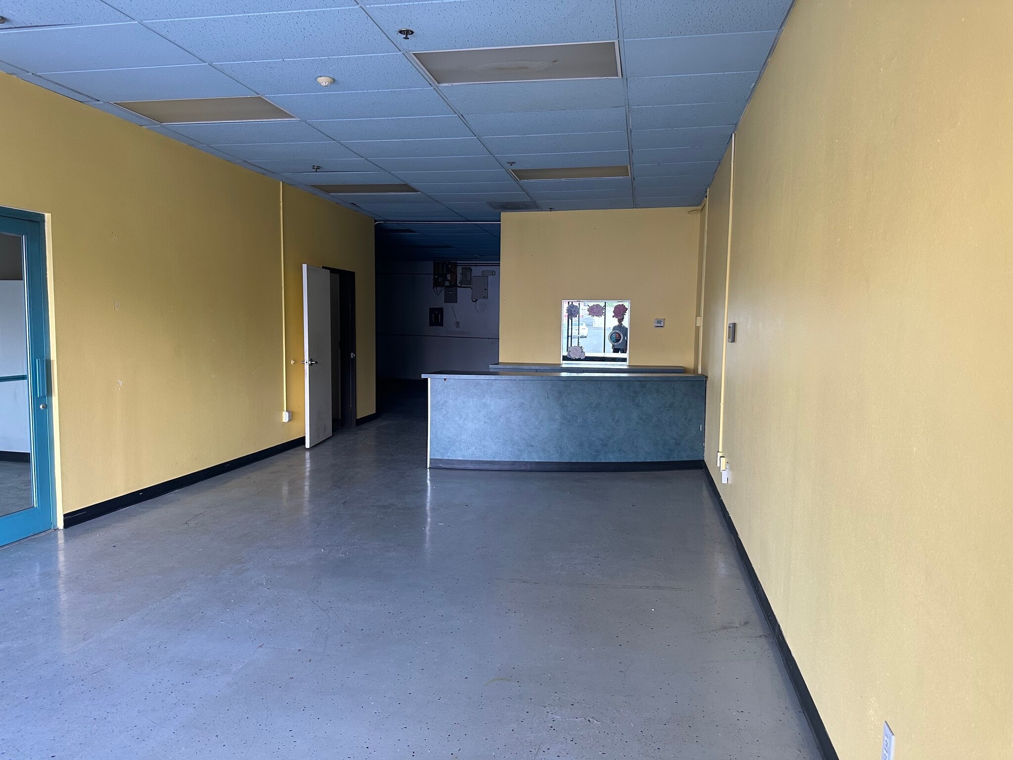 4130-4180 S Sandhill Rd, Las Vegas, NV to rent Interior Photo- Image 1 of 2