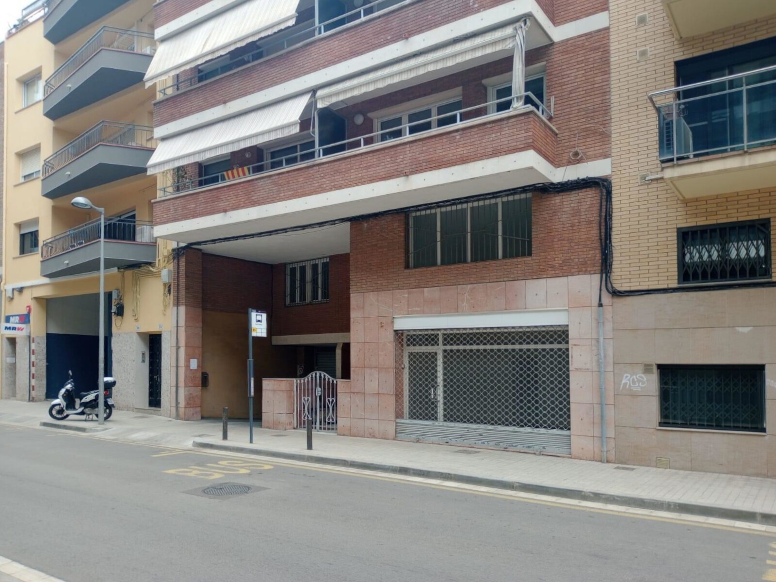 Retail in Badalona, Barcelona to rent Building Photo- Image 1 of 13