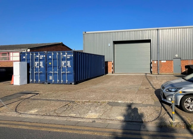 More details for 3 Lyon Rd, London - Industrial to Rent