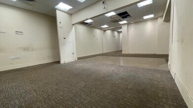 15-17 Church Rd, London to rent Interior Photo- Image 2 of 2