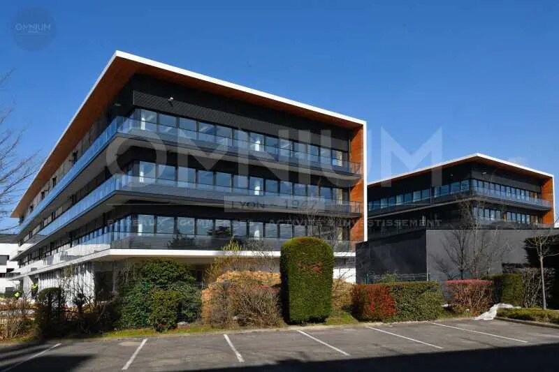 Office in Dardilly to rent - Building Photo - Image 2 of 2